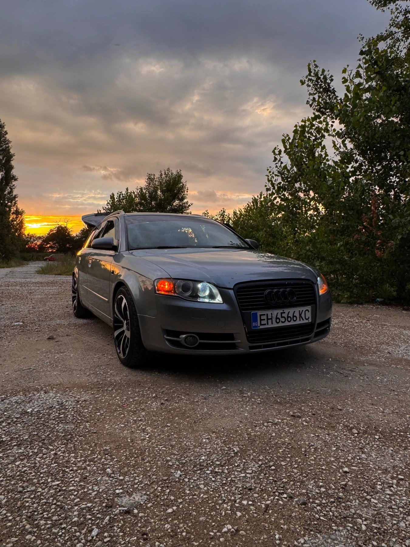 Audi A4, снимка 8 - Автомобили и джипове - 55253636
