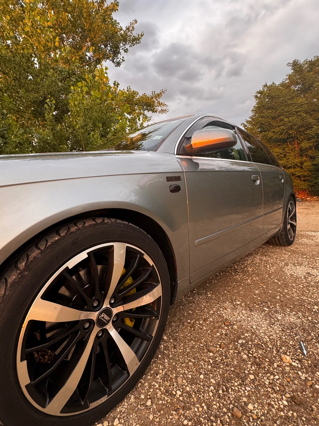 Audi A4, снимка 3 - Автомобили и джипове - 55253636