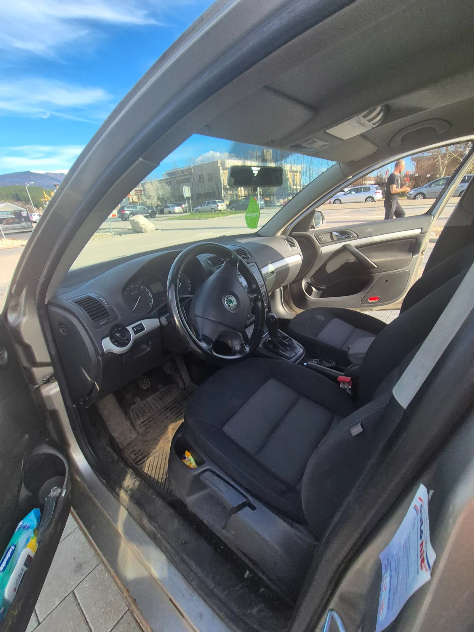 Skoda Octavia 2.0 TDI, снимка 8 - Автомобили и джипове - 55791107