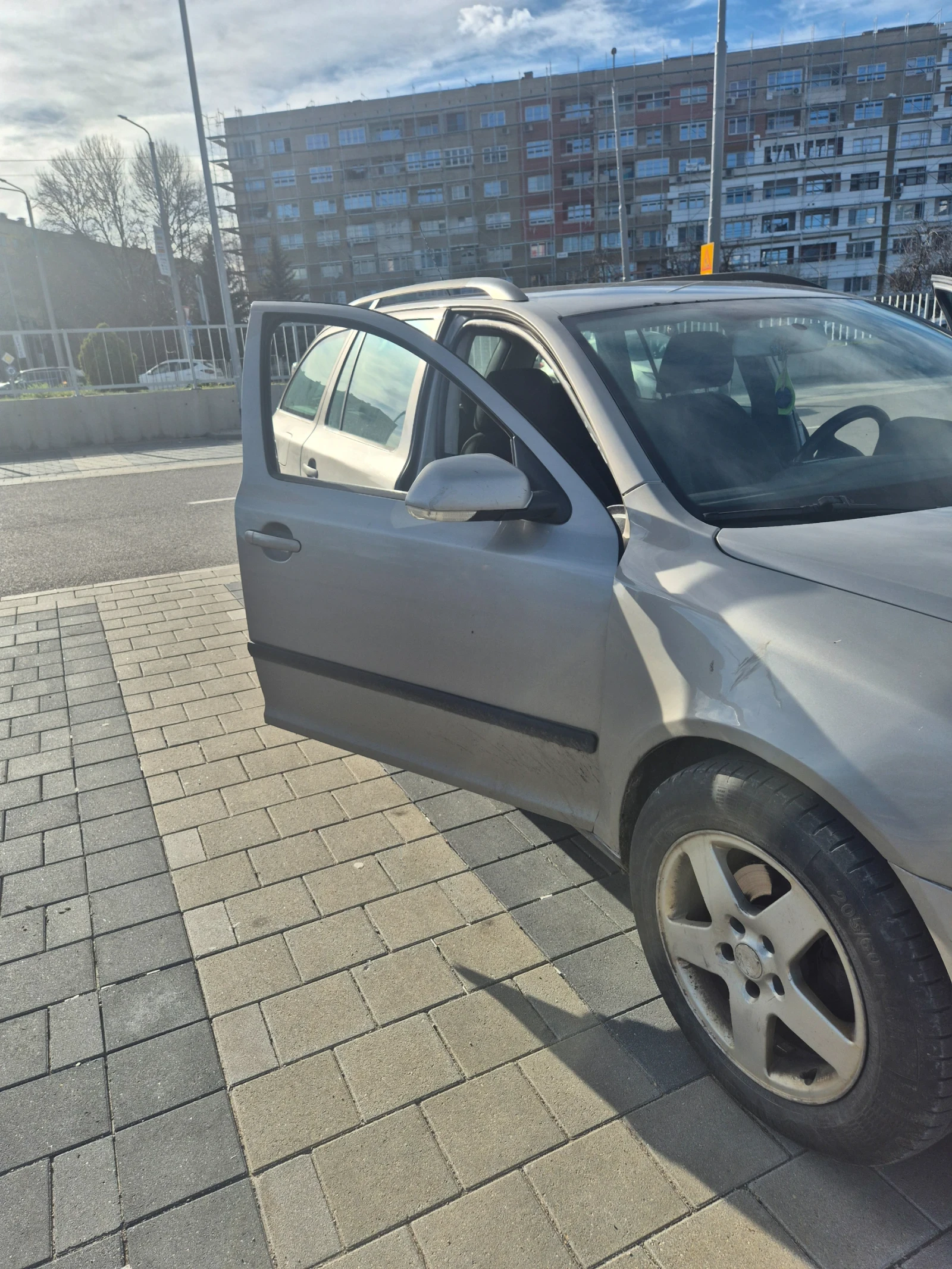 Skoda Octavia 2.0 TDI, снимка 2 - Автомобили и джипове - 55791107