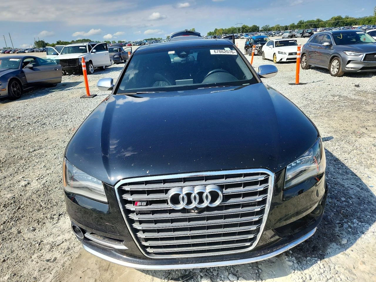 Audi S8 QUATTRO* ДИСТРОНИК* ПЪЛНА ИСТОРИЯ, снимка 5 - Автомобили и джипове - 56025709