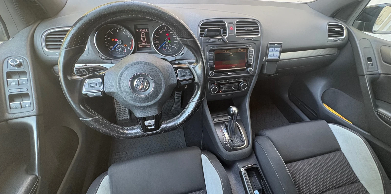 VW Golf 6R, 2.0 turbo, 4x4, снимка 8 - Автомобили и джипове - 56151051