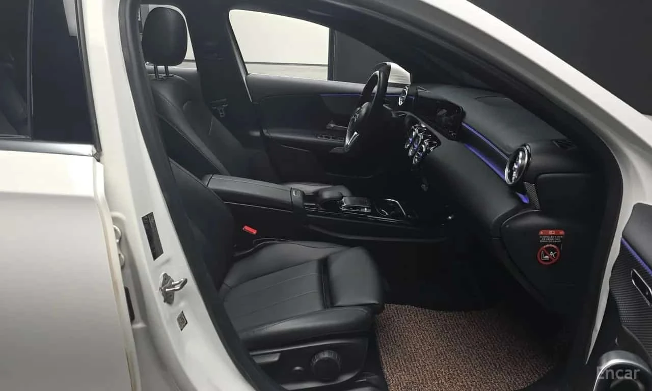 Mercedes-Benz A 220 Sedan | �������� | �������� | Mobile.bg � ����������� 11