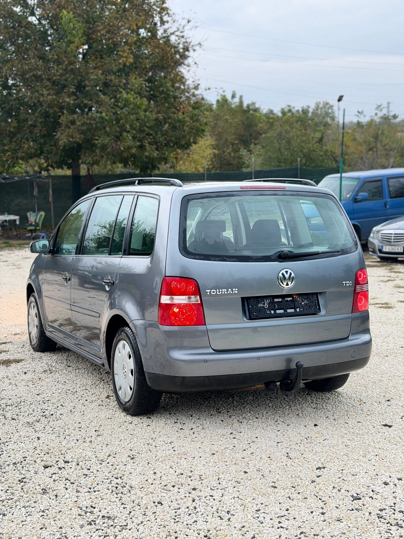 VW Touran 1.9 TDI 105 6 ск., снимка 8 - Автомобили и джипове - 56749436