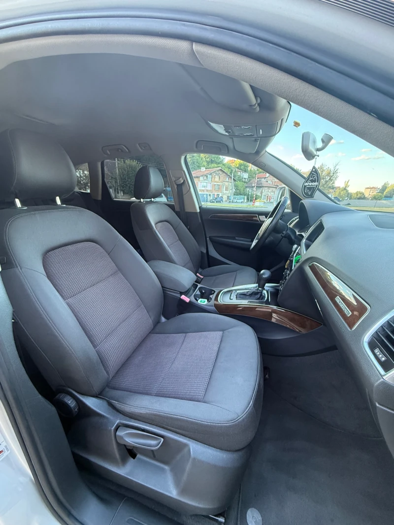 Audi Q5 2.0TDI 170k.c quattro , снимка 11 - Автомобили и джипове - 48897589