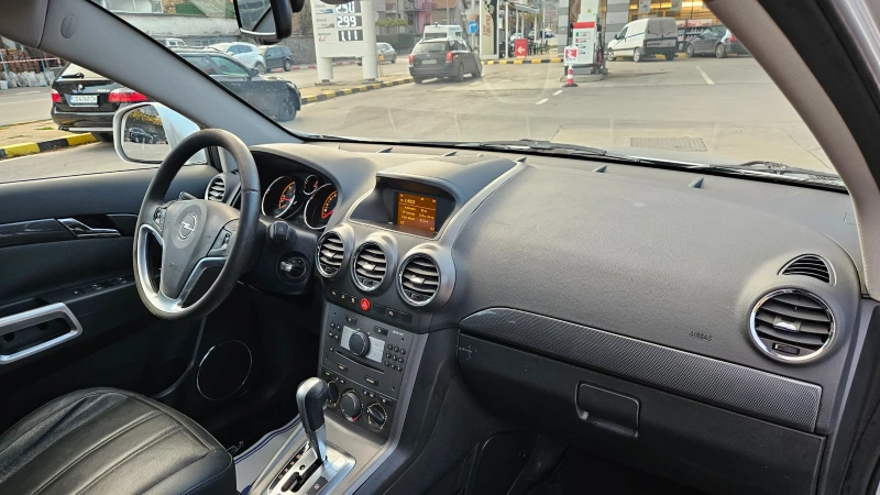 Opel Antara 2.0 AVTOM/KOJA/4X4, снимка 10 - Автомобили и джипове - 52468865