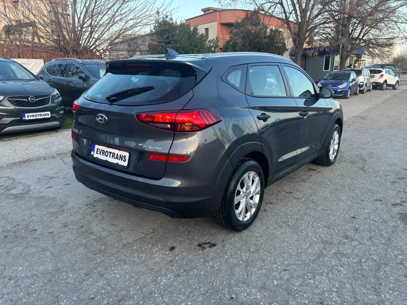 Hyundai Tucson 1.6 crdi , снимка 7 - Автомобили и джипове - 52817414