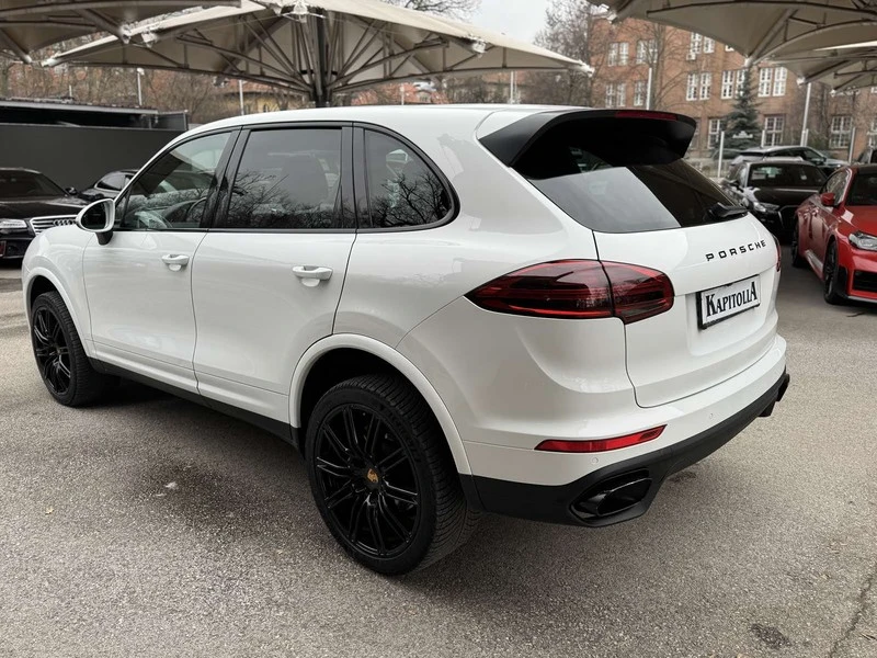 Porsche Cayenne 3.0d, снимка 7 - Автомобили и джипове - 53175396