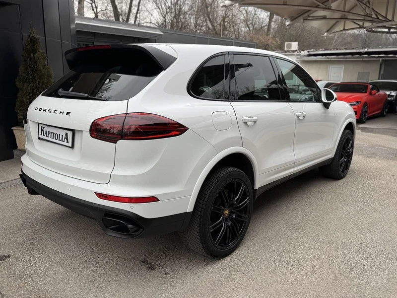 Porsche Cayenne 3.0d, снимка 5 - Автомобили и джипове - 53175396