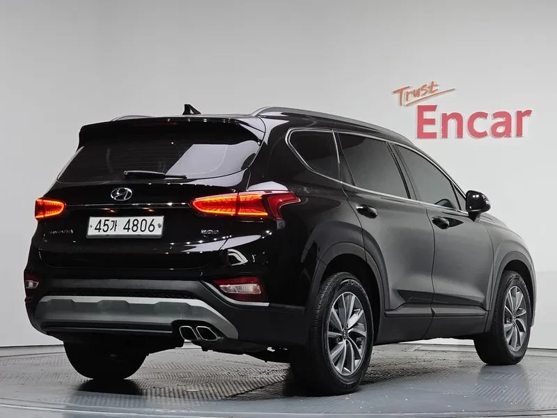 Hyundai Santa fe 2.0 2Wd Exclusive, снимка 2 - Автомобили и джипове - 55884841
