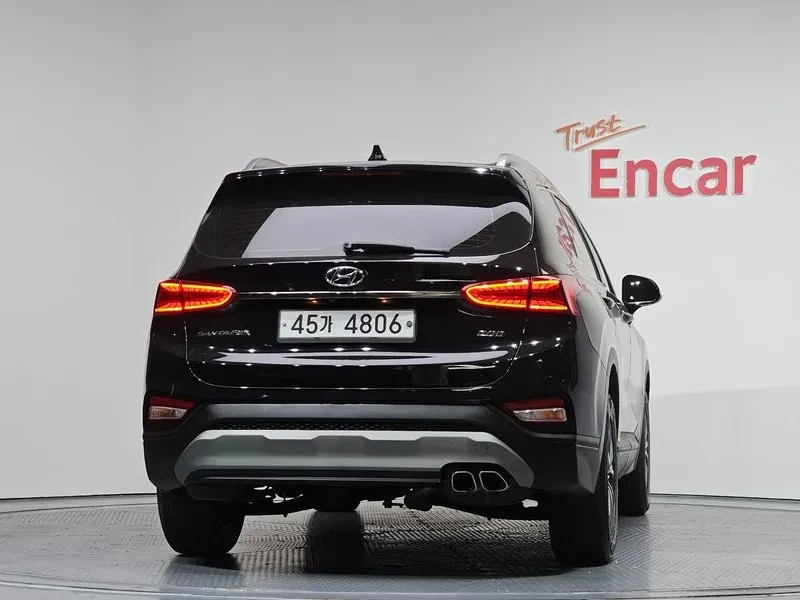 Hyundai Santa fe 2.0 2Wd Exclusive, снимка 4 - Автомобили и джипове - 55884841