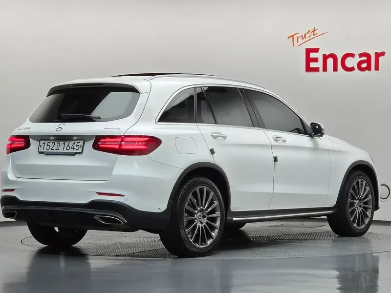 Mercedes-Benz GLC 300 4MATIC AMG Line Coupe* Burmester | Mobile.bg � ����������� 2