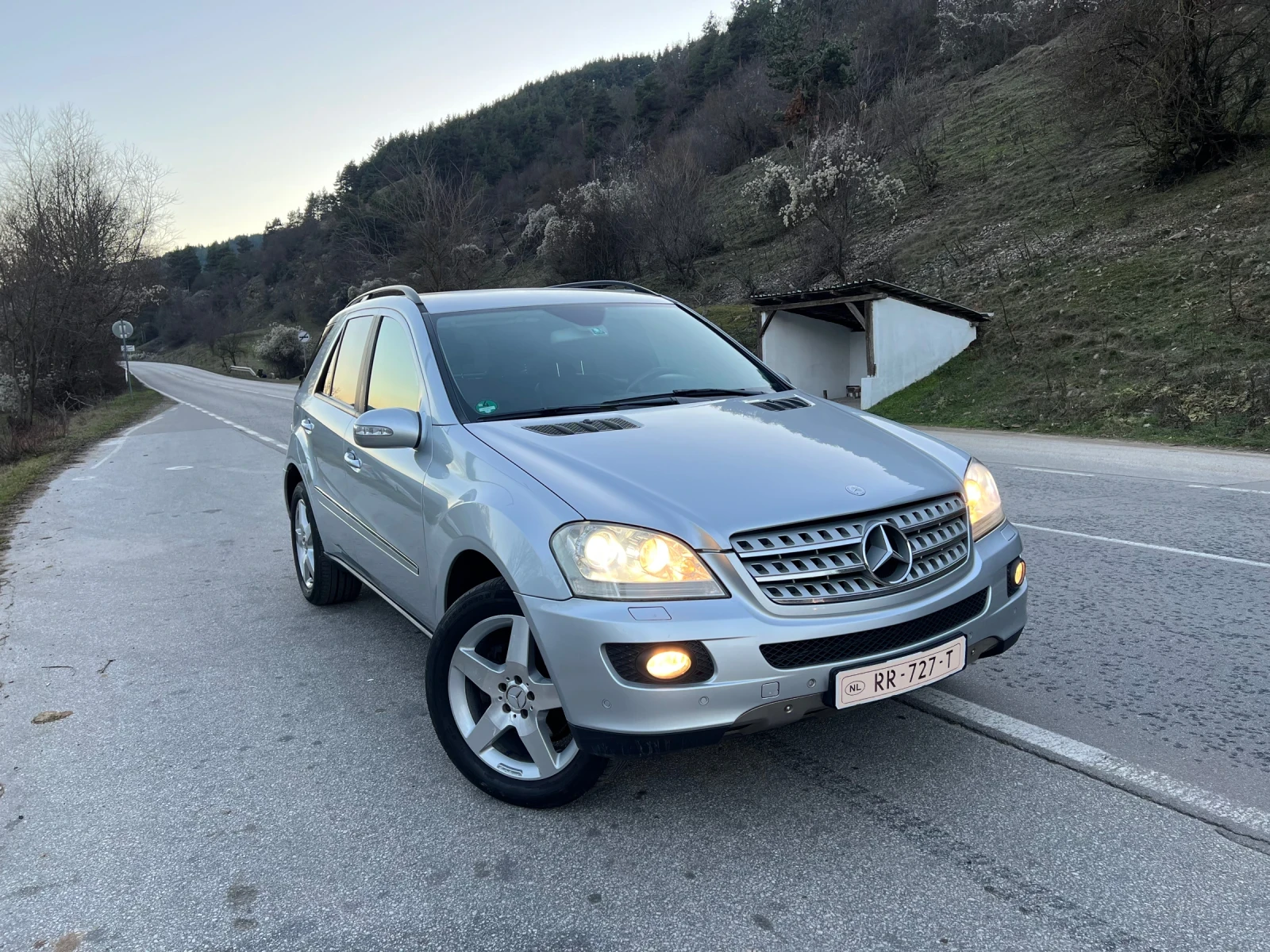 Mercedes-Benz ML 320 �������* 19��� ������* K������ ���������* �������� | Mobile.bg � ����������� 3