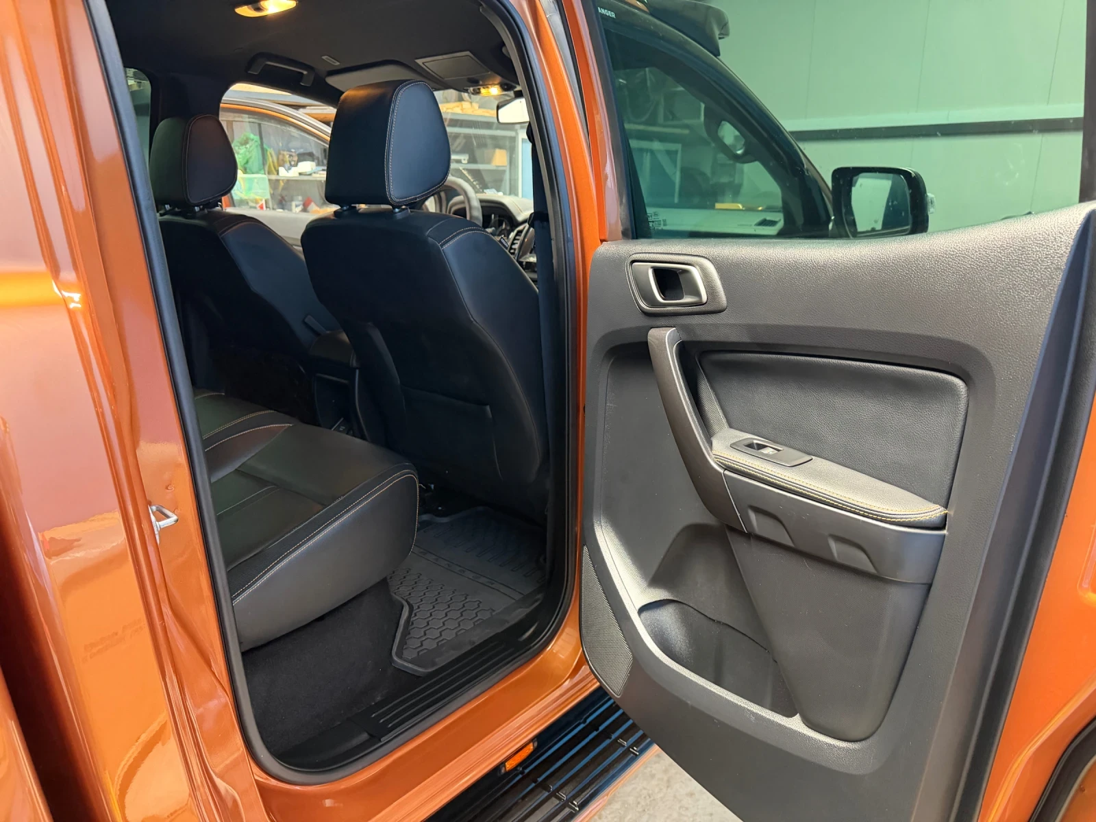 Ford Ranger WiLDTRAC, снимка 12 - Автомобили и джипове - 54335586