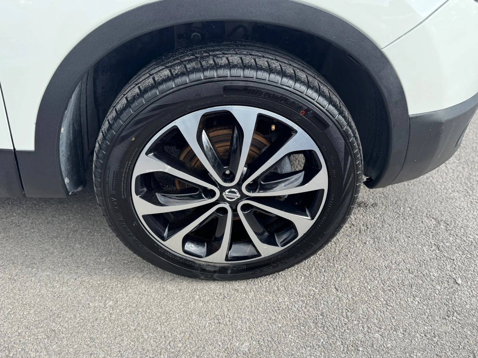 Nissan Qashqai 1.5dci TEKNA, снимка 6 - Автомобили и джипове - 54092425