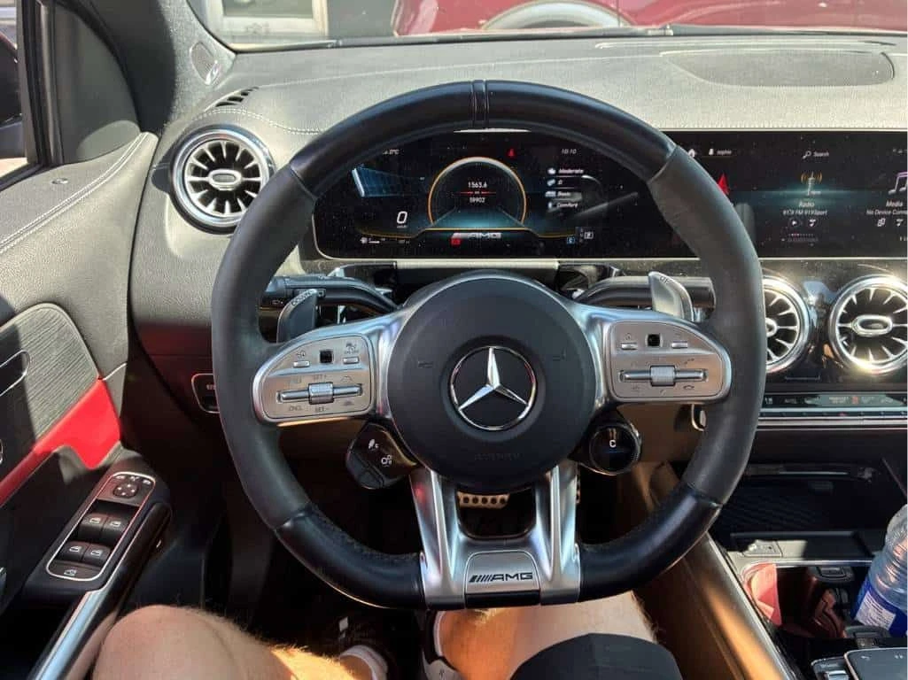 Mercedes-Benz GLA * AMG 35 * CARFAX * ОТ ПРЕДСТАВИТЕЛСТВО , снимка 8 - Автомобили и джипове - 55468532