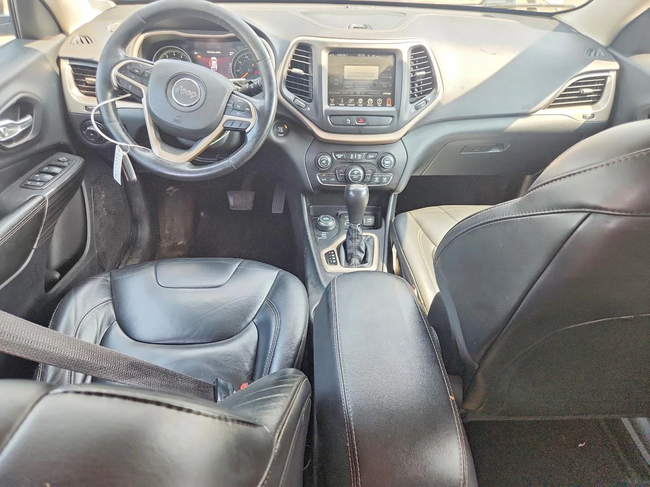 Jeep Cherokee, снимка 8 - Автомобили и джипове - 55755200