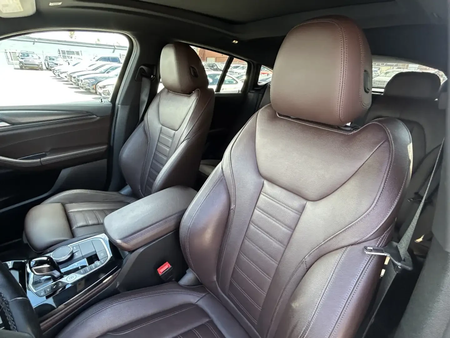BMW X4 30i* M* SPORT* ХЕДЪП* 360КАМЕРА* ПАНОРАМА* HARMON*, снимка 15 - Автомобили и джипове - 55978623