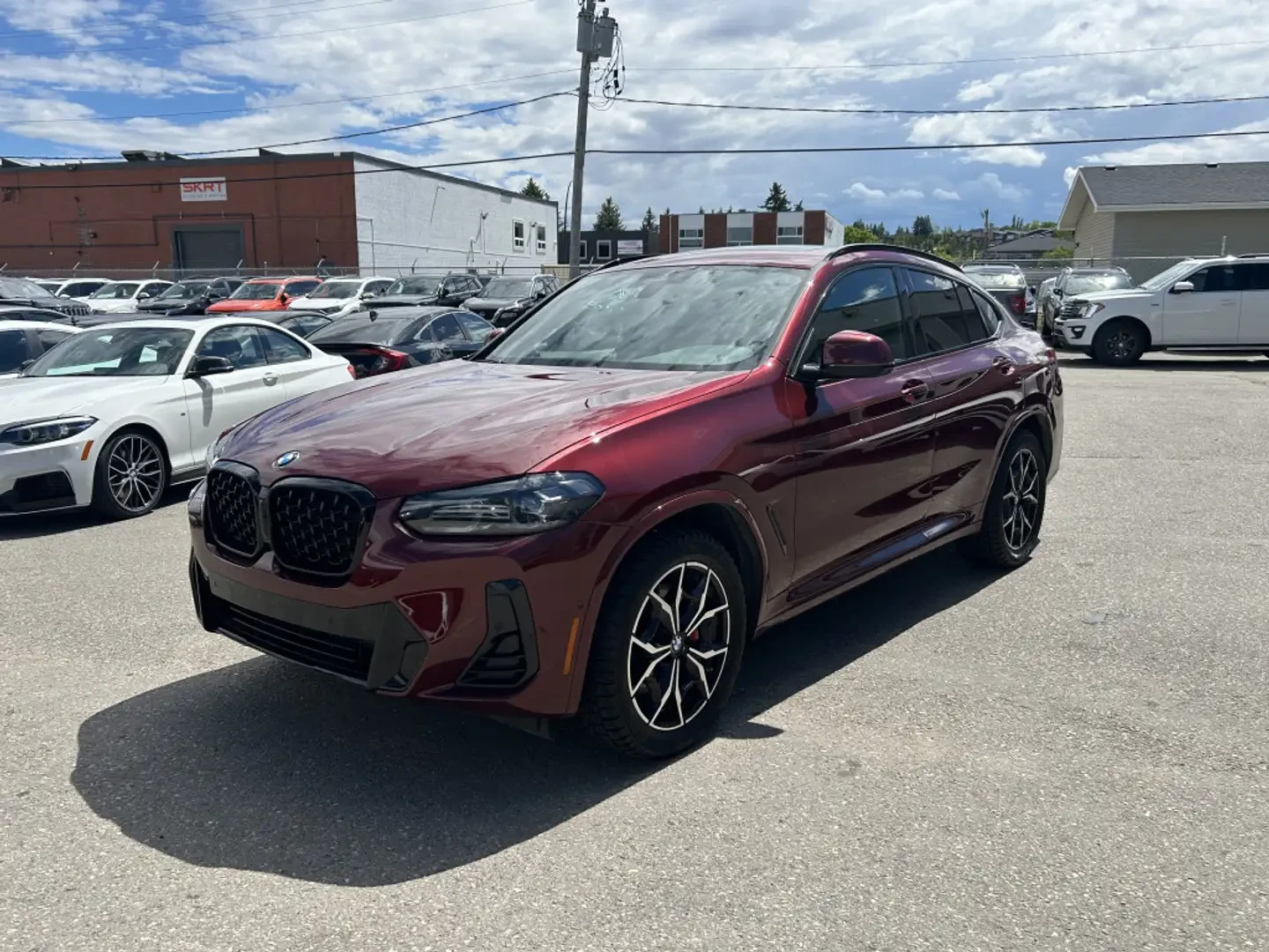 BMW X4 30i* M* SPORT* ХЕДЪП* 360КАМЕРА* ПАНОРАМА* HARMON*, снимка 3 - Автомобили и джипове - 55978623