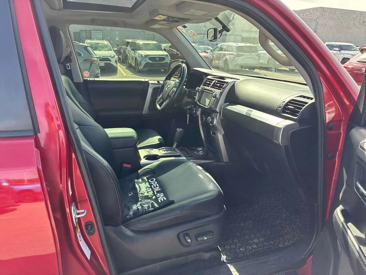 Toyota 4runner * SR5 * CARFAX * ОПЦИЯ ЗА ФИНАНСИРАНЕ * , снимка 16 - Автомобили и джипове - 56213854