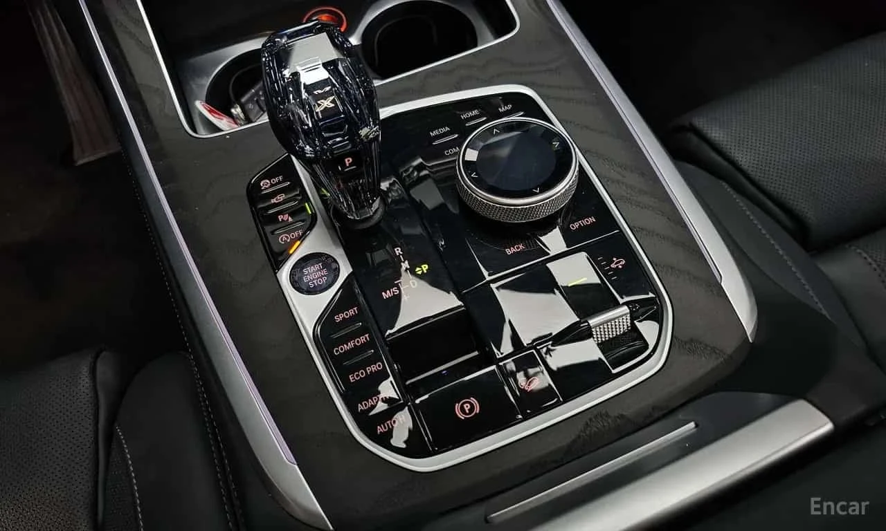 BMW X7 * xDrive 40i  * LASER * HEAD UP * ���� �� ��  *  | Mobile.bg � ����������� 9