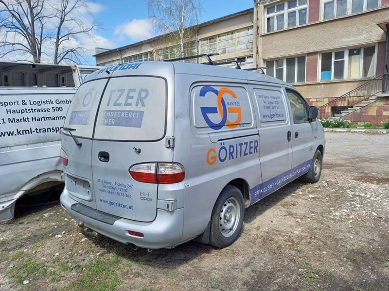 Hyundai H1 2.5, снимка 8 - Бусове и автобуси - 32316173