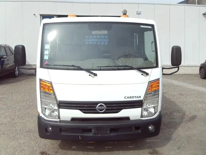 Nissan Capstar 2, 5DCI-83510km!!!, снимка 2 - Бусове и автобуси - 54722619