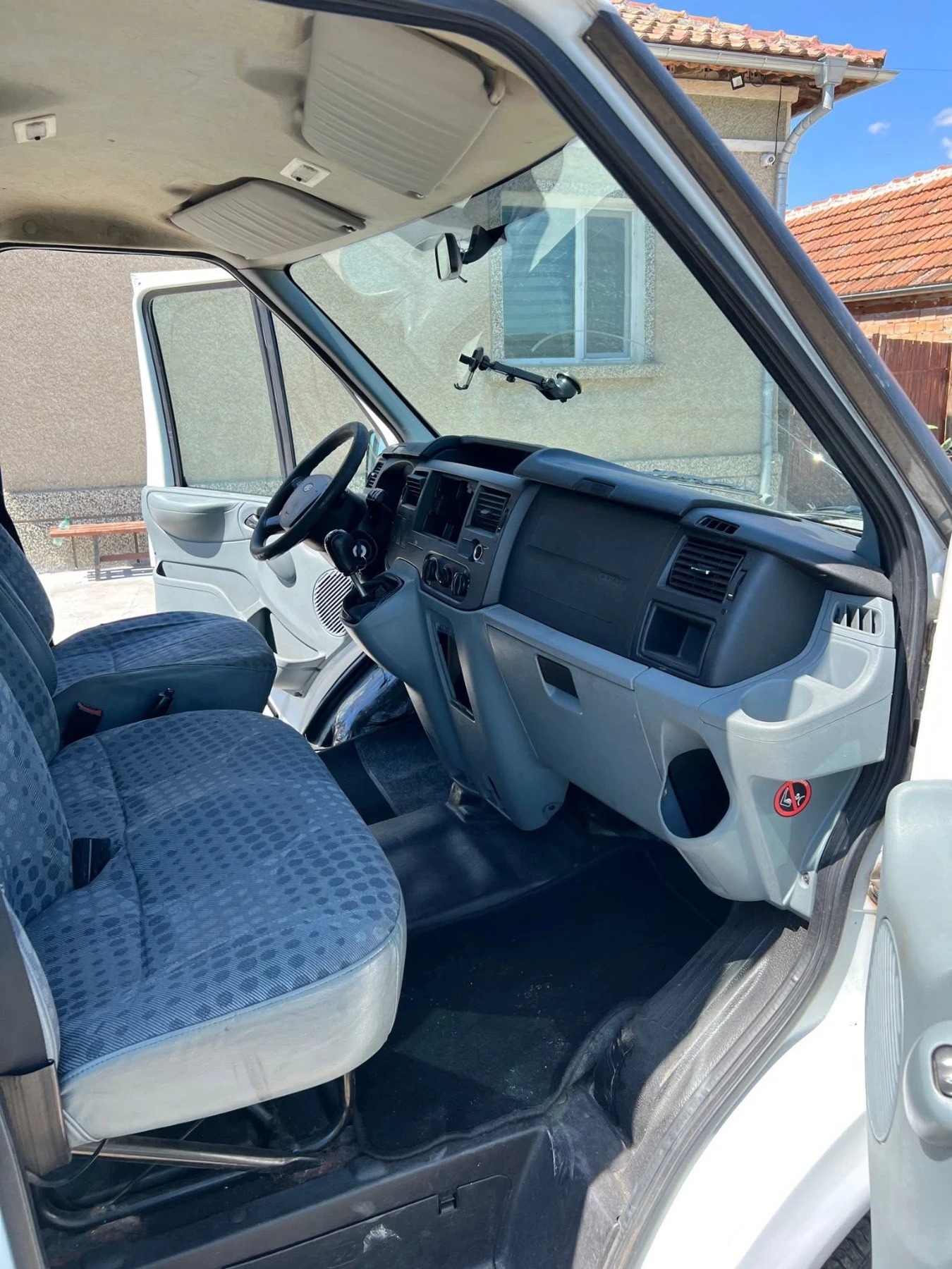 Ford Transit 2.2TDCi - изображение 4