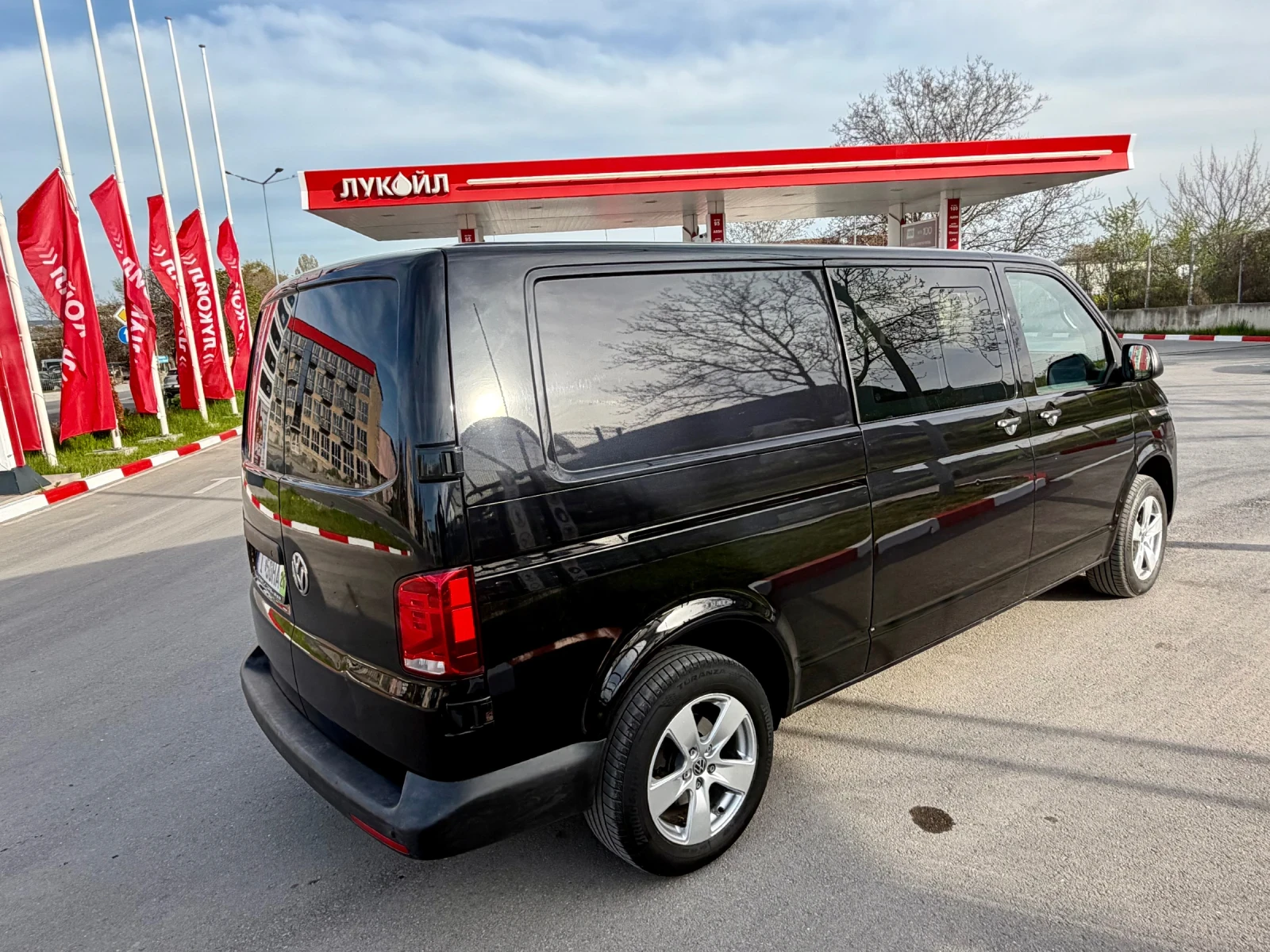 VW Transporter 2.0TDI 150k 6 места, снимка 3 - Бусове и автобуси - 54165146