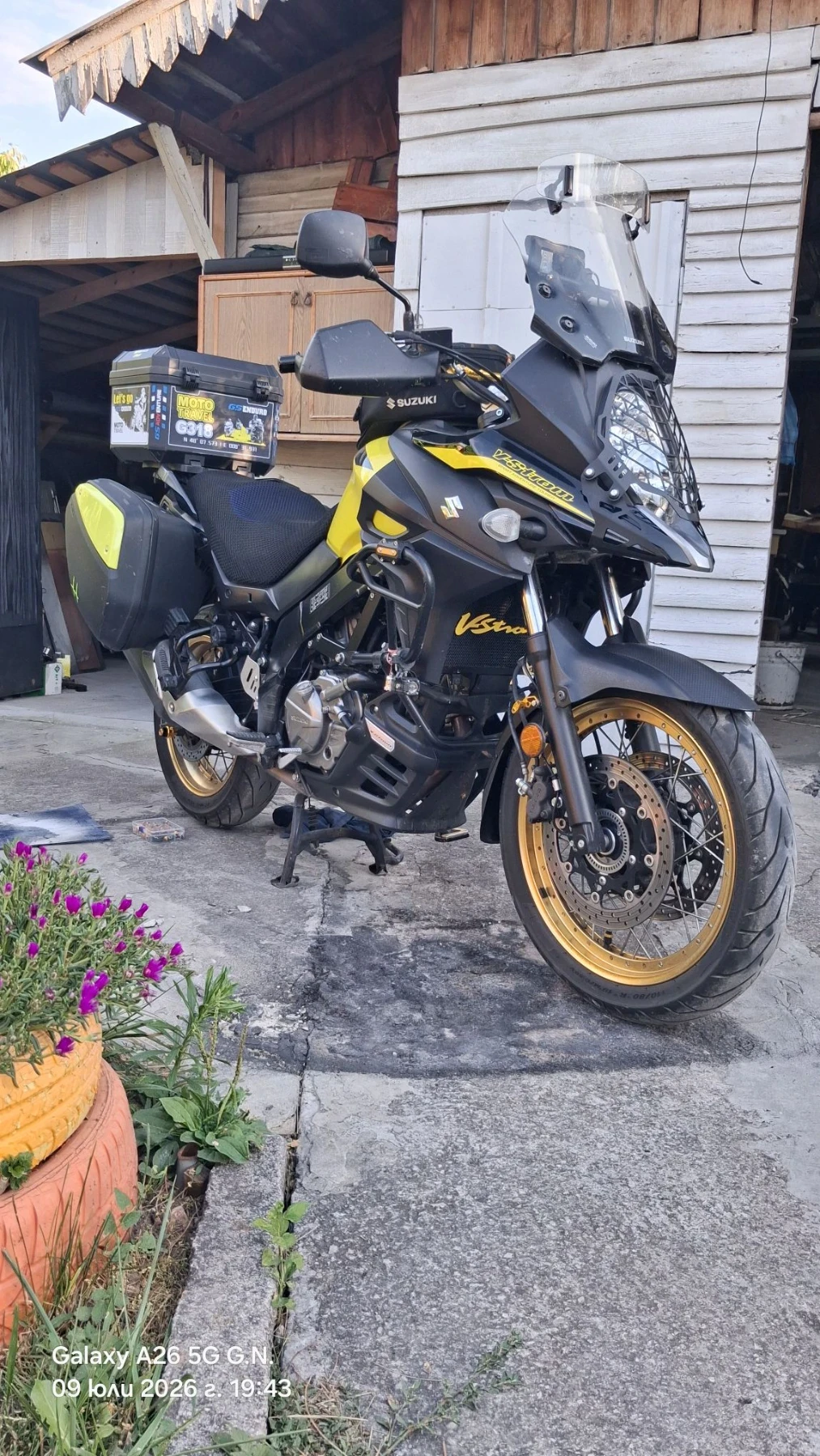 Suzuki V-strom 650 XT