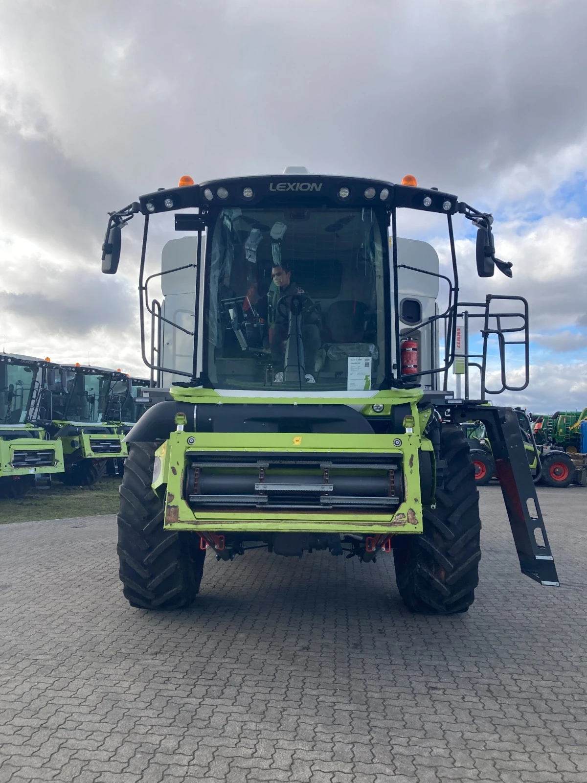 Комбайн Claas LEXION 6600 + CLAAS VARIO 770 ЛИЗИНГ, снимка 2 - Селскостопанска техника - 54606272