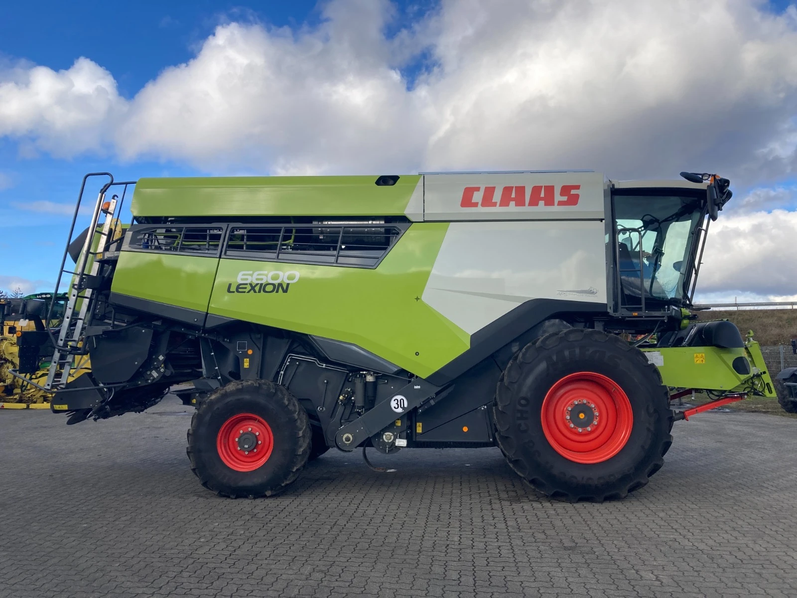 Комбайн Claas LEXION 6600 + CLAAS VARIO 770 ЛИЗИНГ, снимка 4 - Селскостопанска техника - 54606272