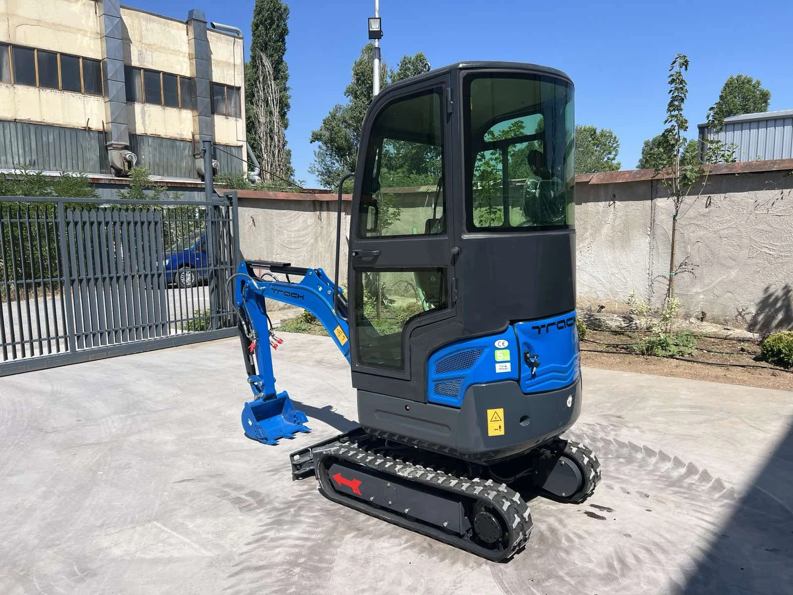 Багер Друга марка TRACK 1.5t | KUBOTA | Разш. Вериги - изображение 4