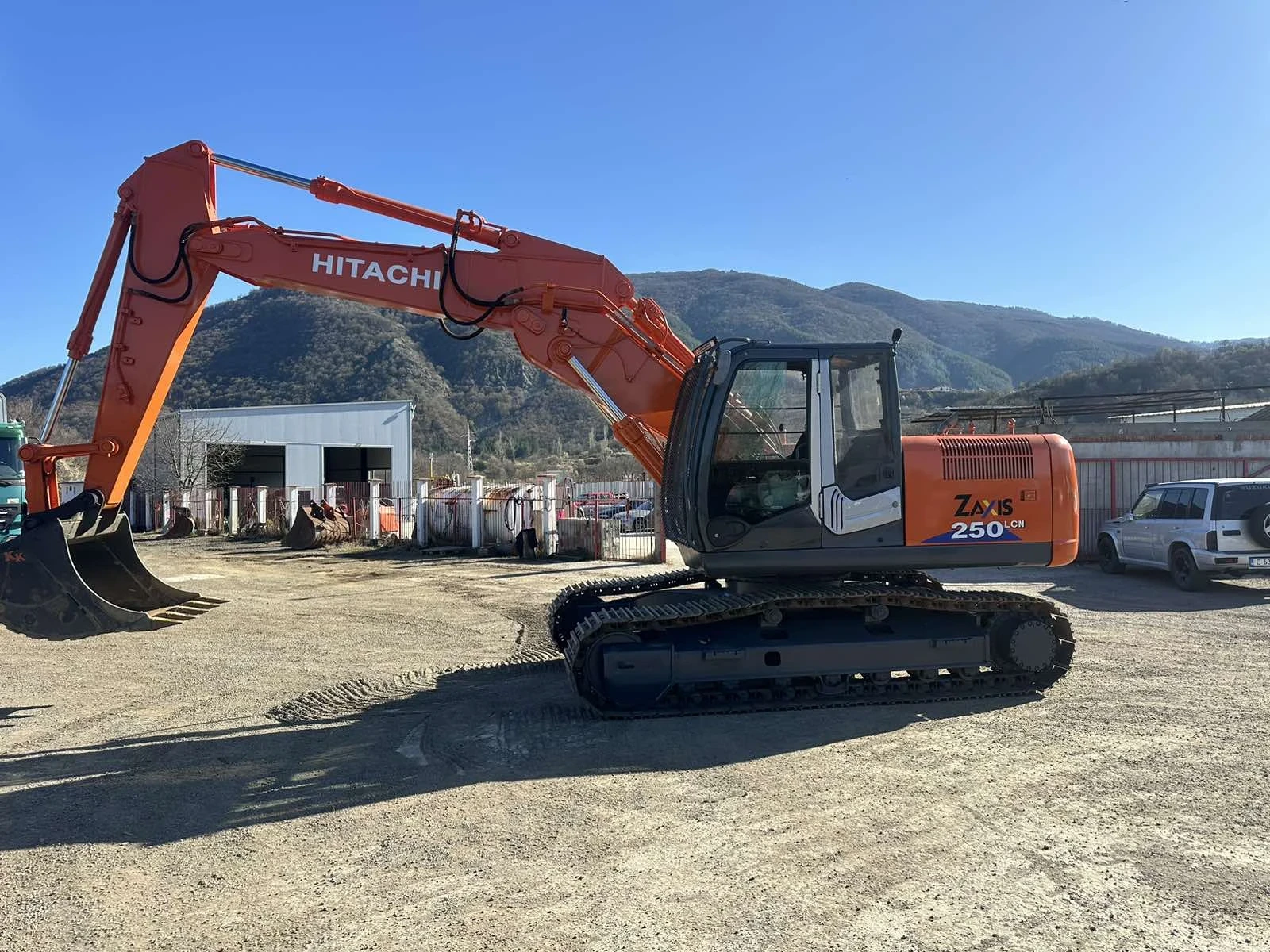 ����� Hitachi | Mobile.bg � ����������� 1