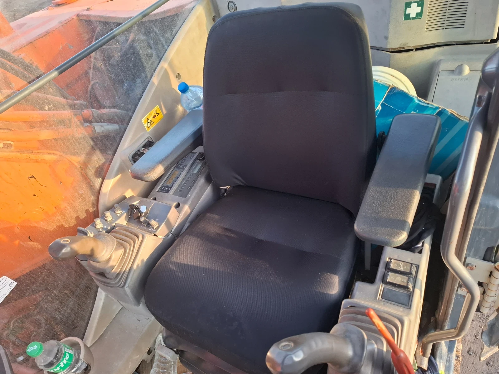 Багер Hitachi  - изображение 10