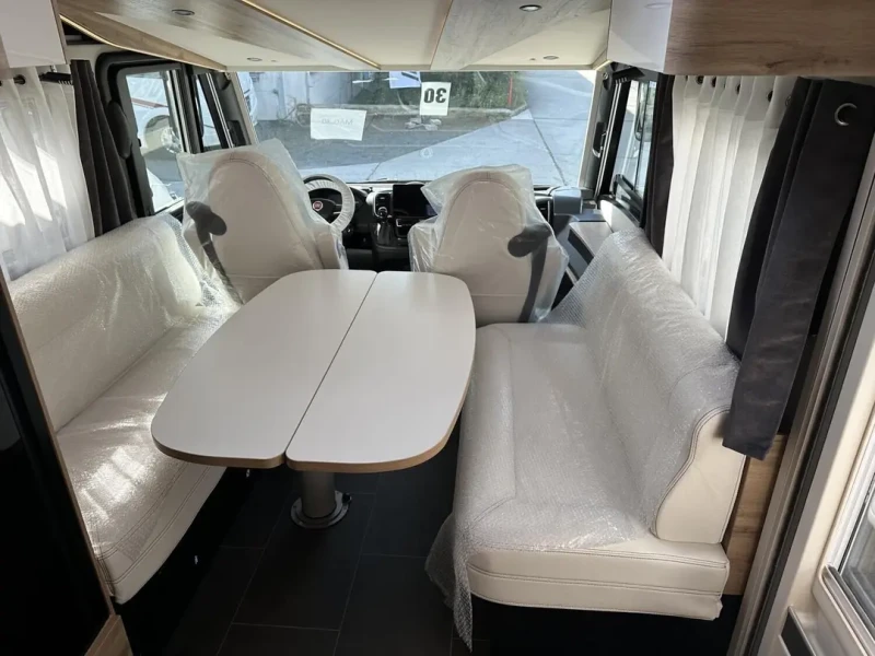 Кемпер Mercedes-Benz Le Voyageur Eterna 6.8 LF , снимка 7 - Каравани и кемпери - 52078021