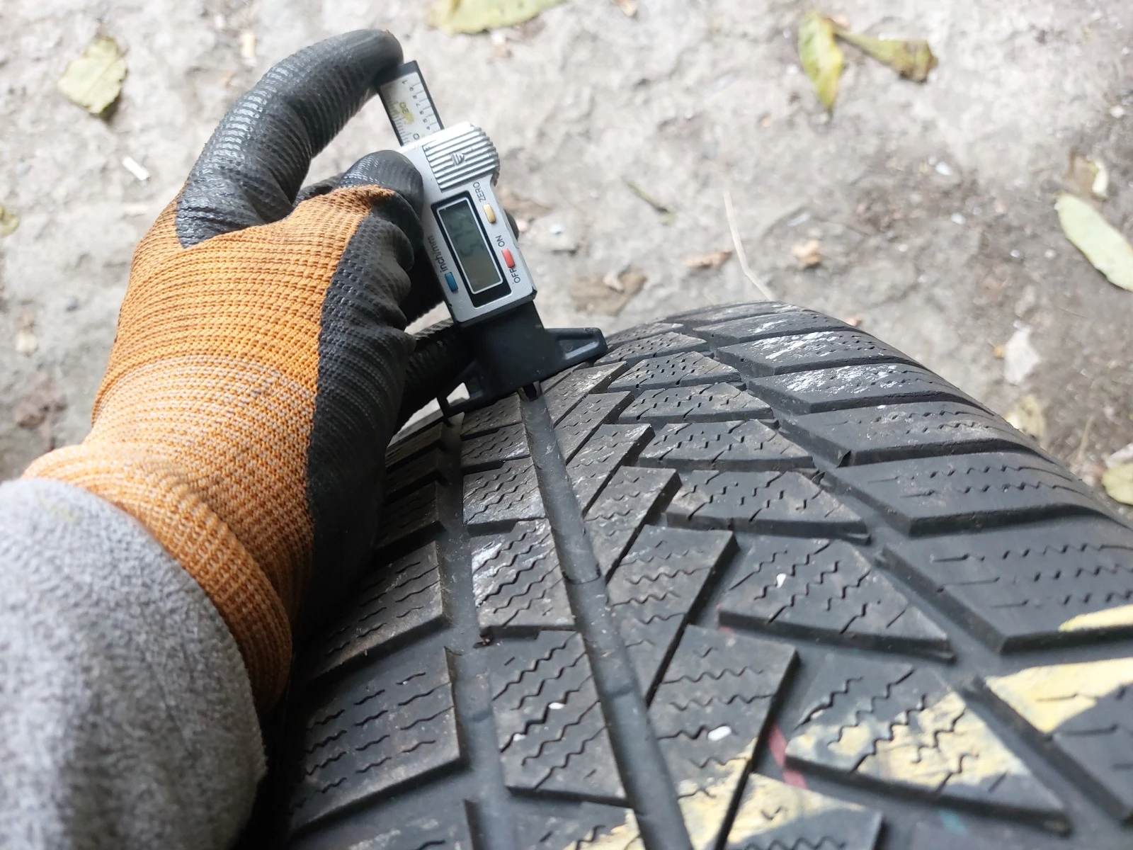 ���� 215/65R17 | Mobile.bg � ����������� 4