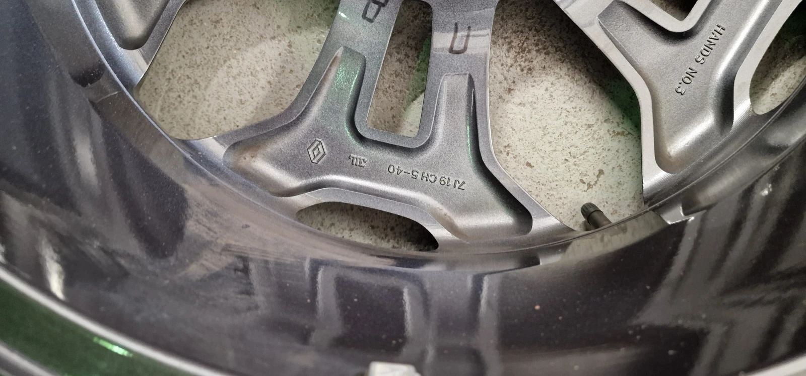 ���� � ������ 225/45R19 �� Renault Kadjar | Mobile.bg � ����������� 9