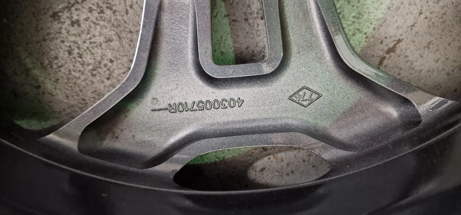 ���� � ������ 225/45R19 �� Renault Kadjar | Mobile.bg � ����������� 10