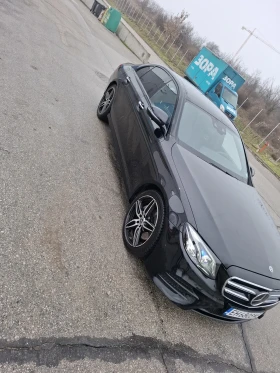 Mercedes-Benz E 220 AMG, снимка 7