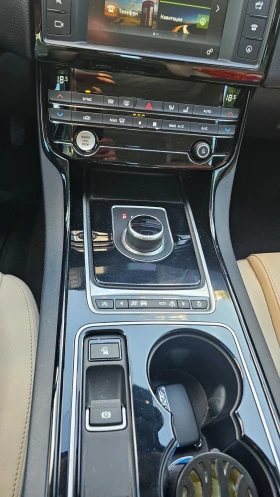 Jaguar XE, снимка 13