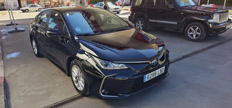 Toyota Corolla Facelift* Hybrid* Подготвени за ТАКСИ, снимка 10 - Автомобили и джипове - 45490736