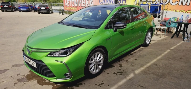 Toyota Corolla Facelift* Hybrid* Подготвени за ТАКСИ, снимка 3 - Автомобили и джипове - 45490736