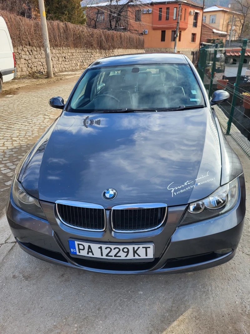 BMW 320, снимка 1 - Автомобили и джипове - 49093631