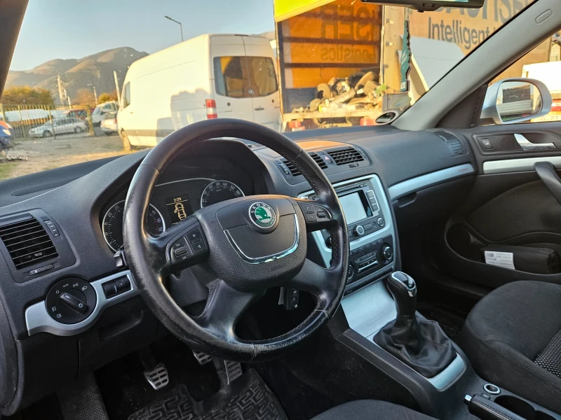 Skoda Octavia 2.0 ТДИ SKAUT 4x4, снимка 6 - Автомобили и джипове - 47959632