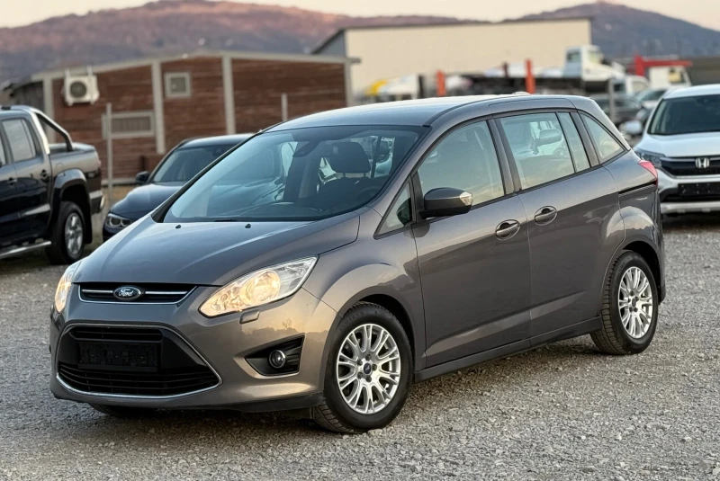 Ford Grand C-Max 1.6TDCi 95к.с * Климатик* * Навигация* , снимка 3 - Автомобили и джипове - 49469260