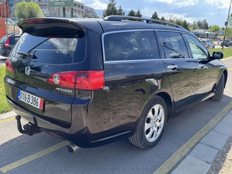 Honda Accord Лек автомобил, снимка 7 - Автомобили и джипове - 50366099