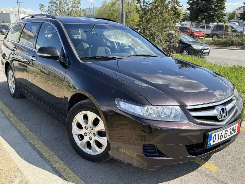 Honda Accord Лек автомобил, снимка 2 - Автомобили и джипове - 50366099