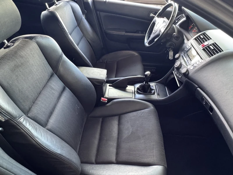 Honda Accord Лек автомобил, снимка 6 - Автомобили и джипове - 50366099