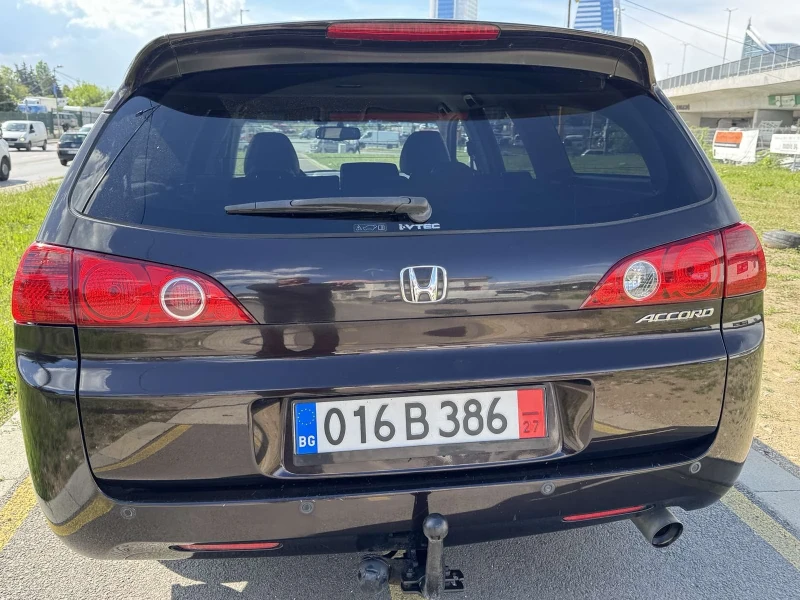 Honda Accord Лек автомобил, снимка 14 - Автомобили и джипове - 50366099